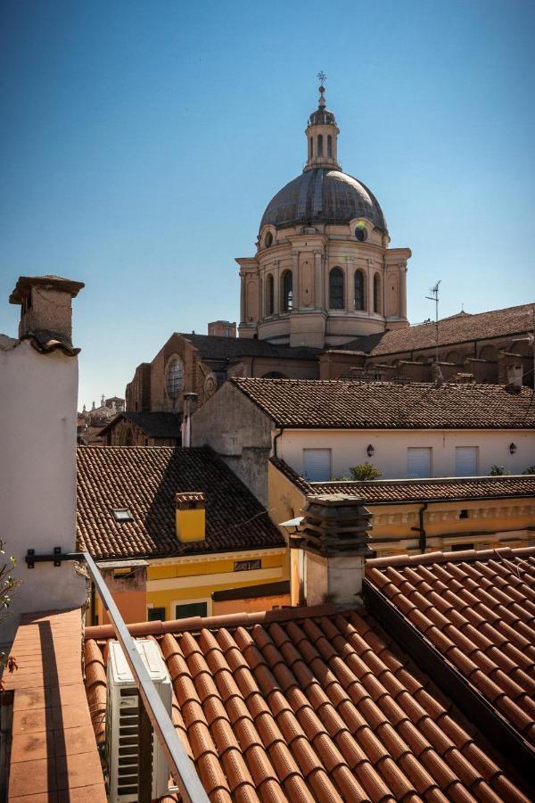 La Terrazza Apartment - Smart Holiday Mantua Exterior foto